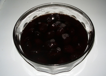 A big Bowl of Prunes