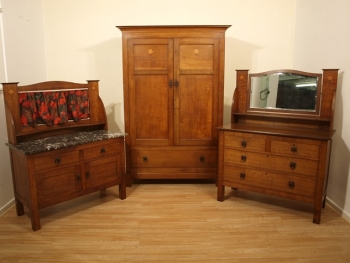 Tips on Understanding Antique Furniture